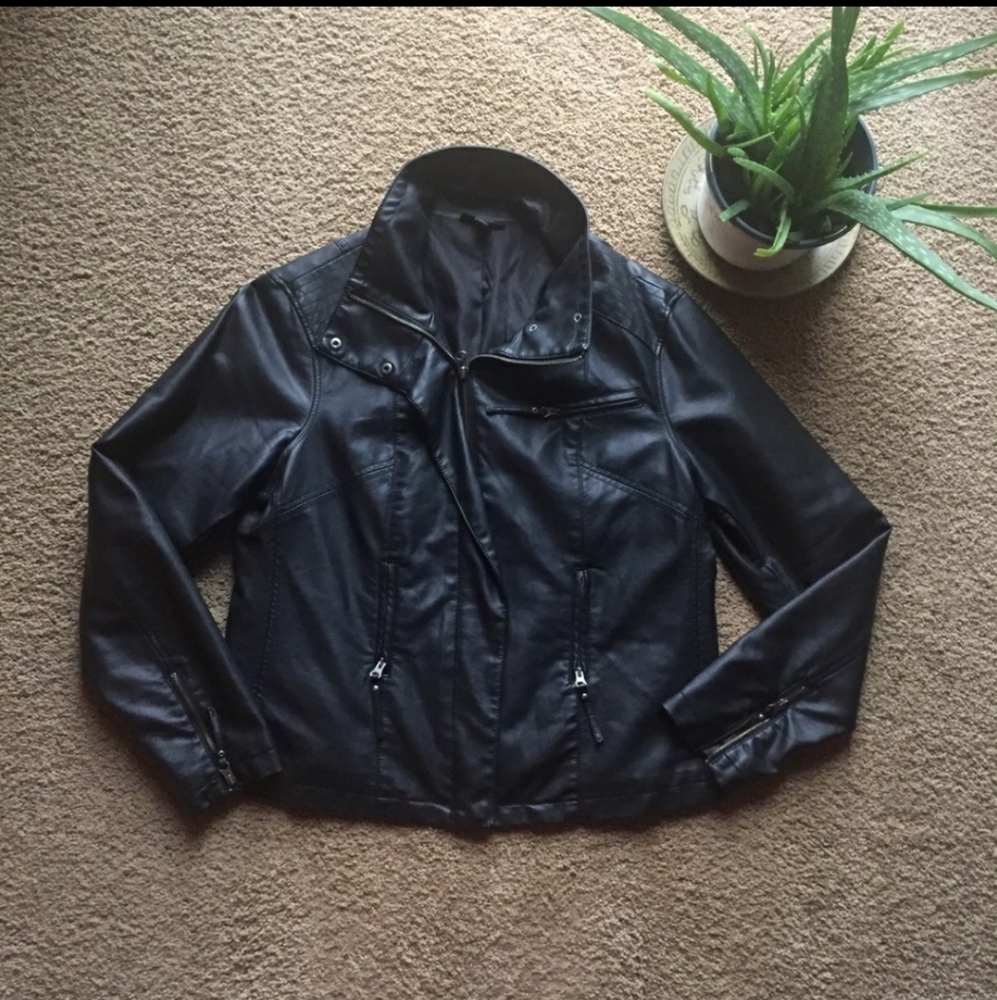 Apt 9  faux leather jacket